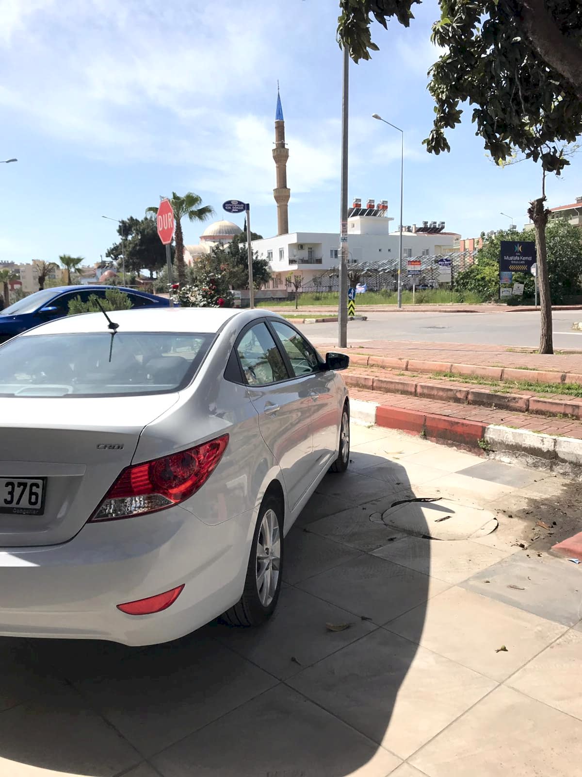 Hyundai Accent Blue в аренду в Анталии