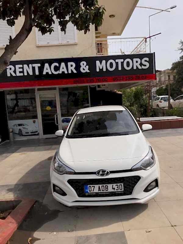 Аренда Hyundai i20 в Анталии