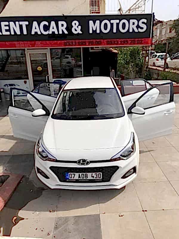 Аренда Hyundai i20 в Анталии