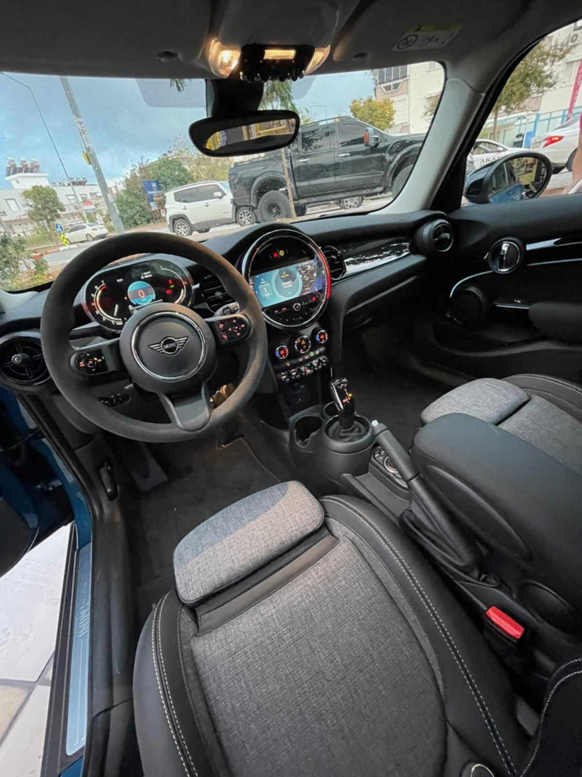 Antalya Kiralık Mini Cooper