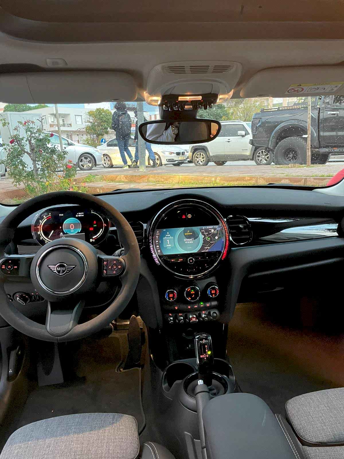 Antalya Kiralık Mini Cooper