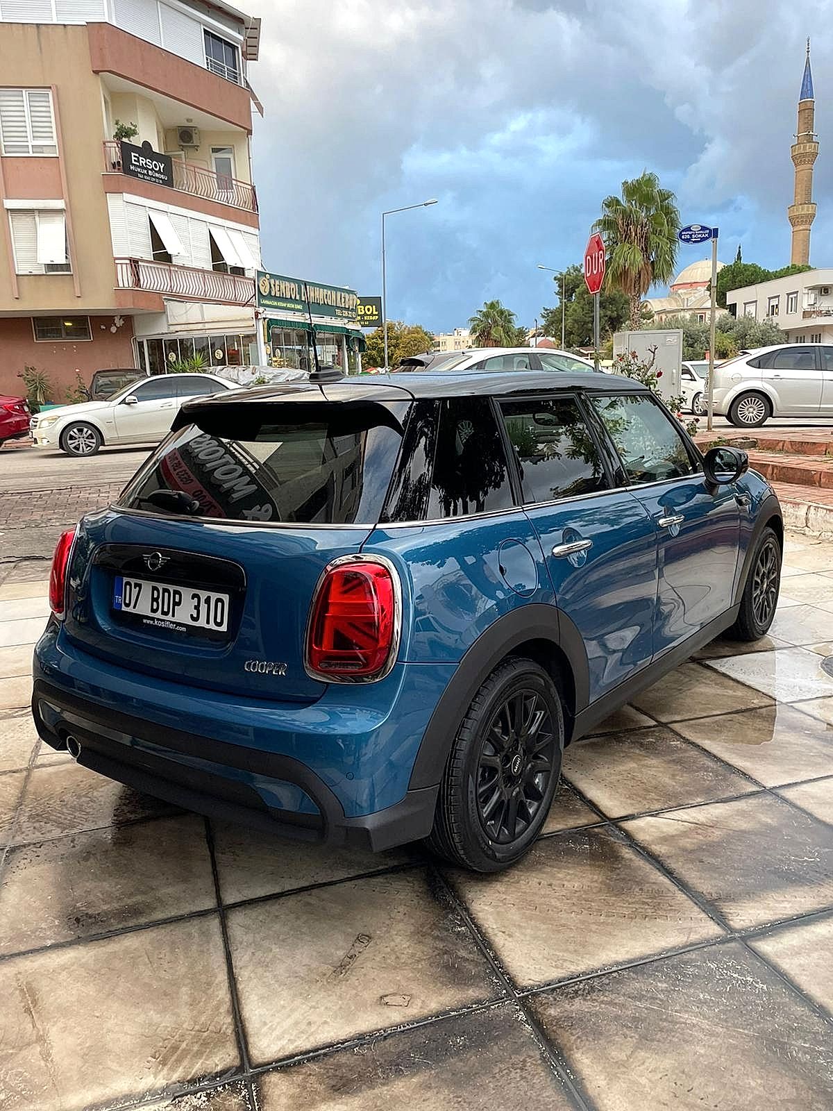 Antalya Kiralık Mini Cooper