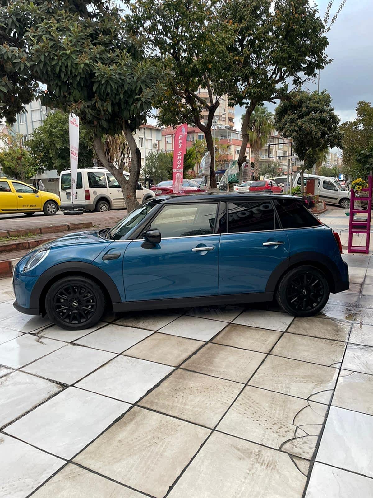 Antalya Kiralık Mini Cooper